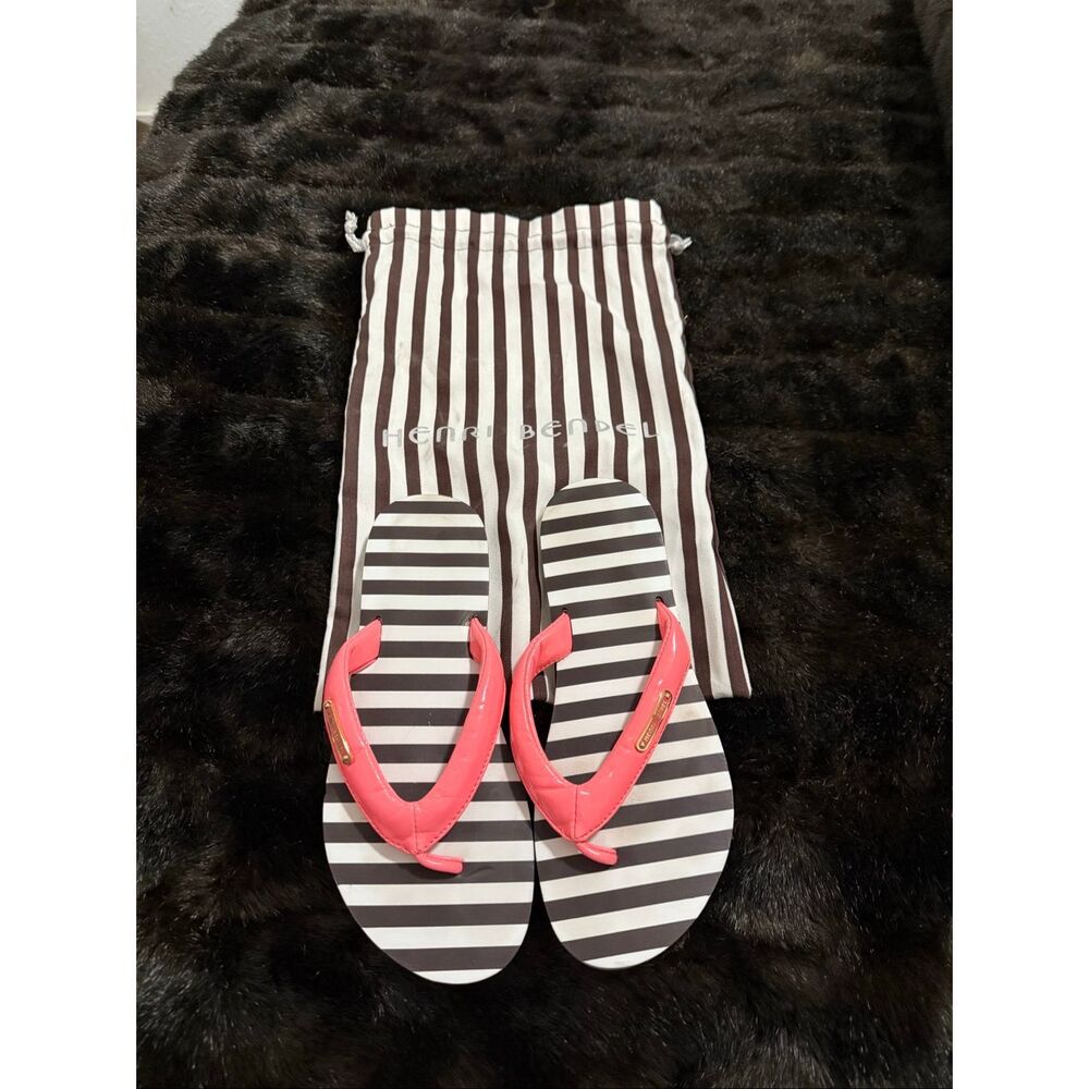 Henri Bendel stripes pink flip flops‎ shoes 9.5
